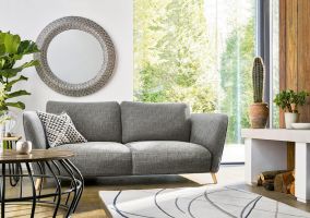 Love the sofa! Love the sofa!